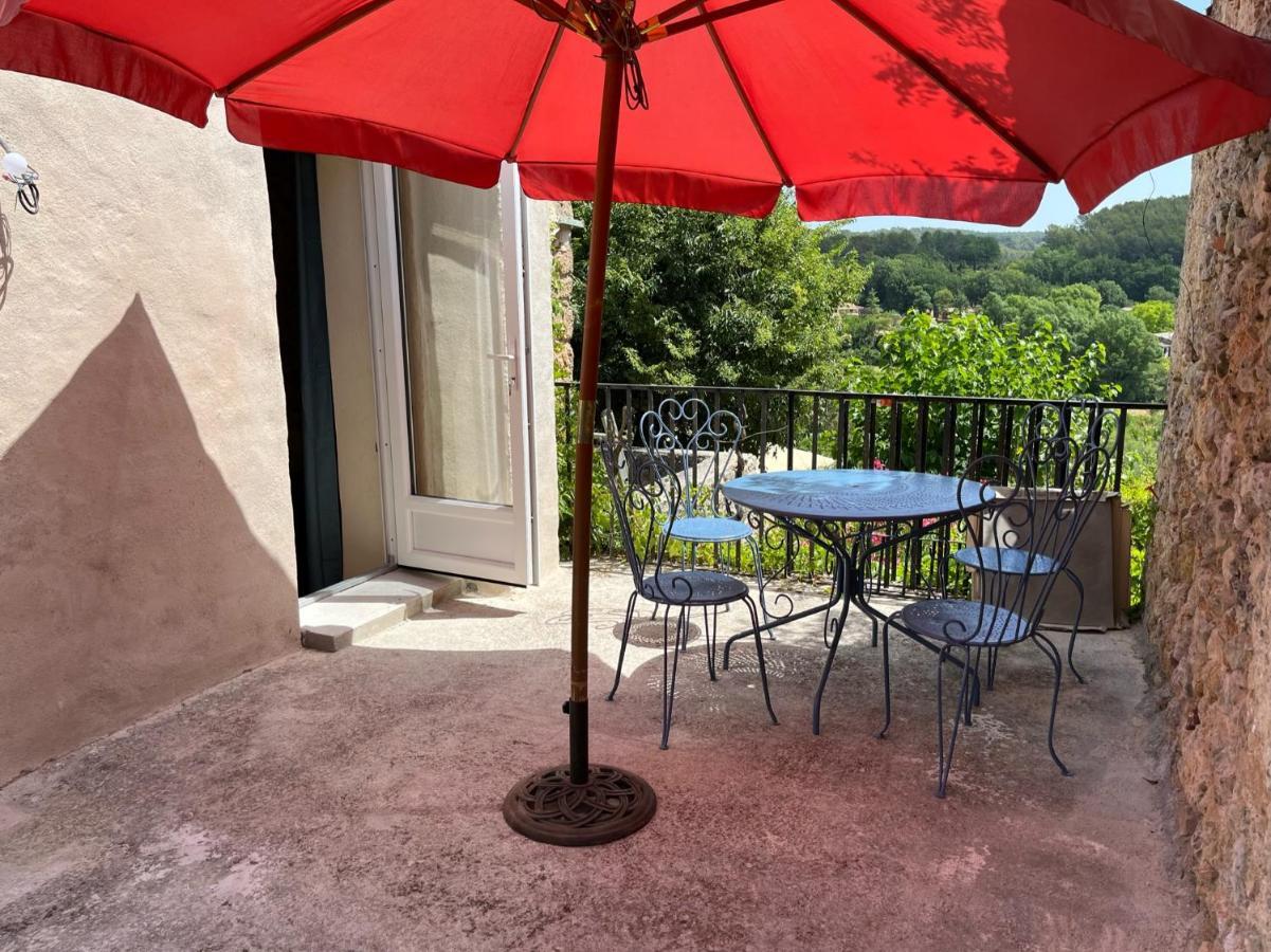 La Parenthese Du Var - Gite Avec Grande Terrasse Vue Sur Piscine Saint-Antonin-du-Var Kültér fotó